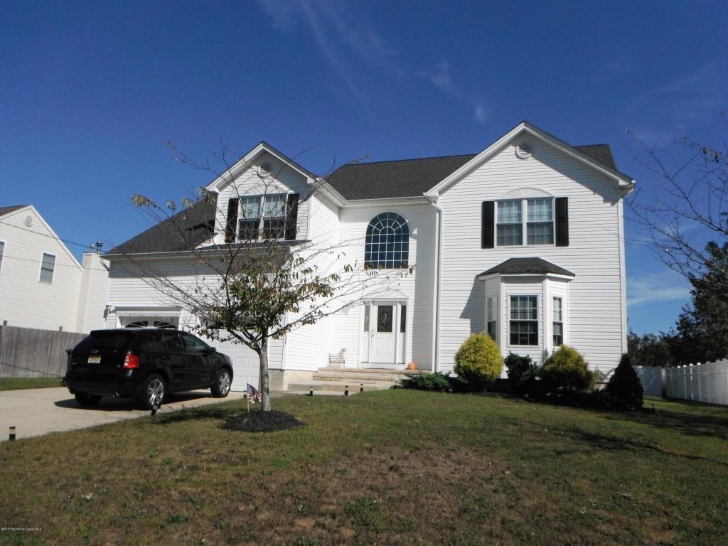 388 Leeward Rd - Photo 3 of 17