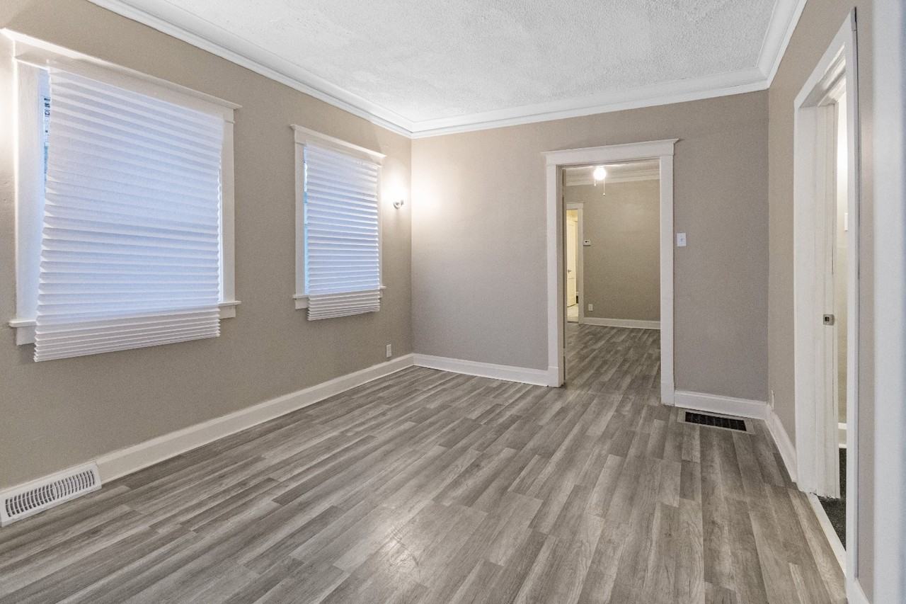 8950 S Bishop St - Photo 7 of 17