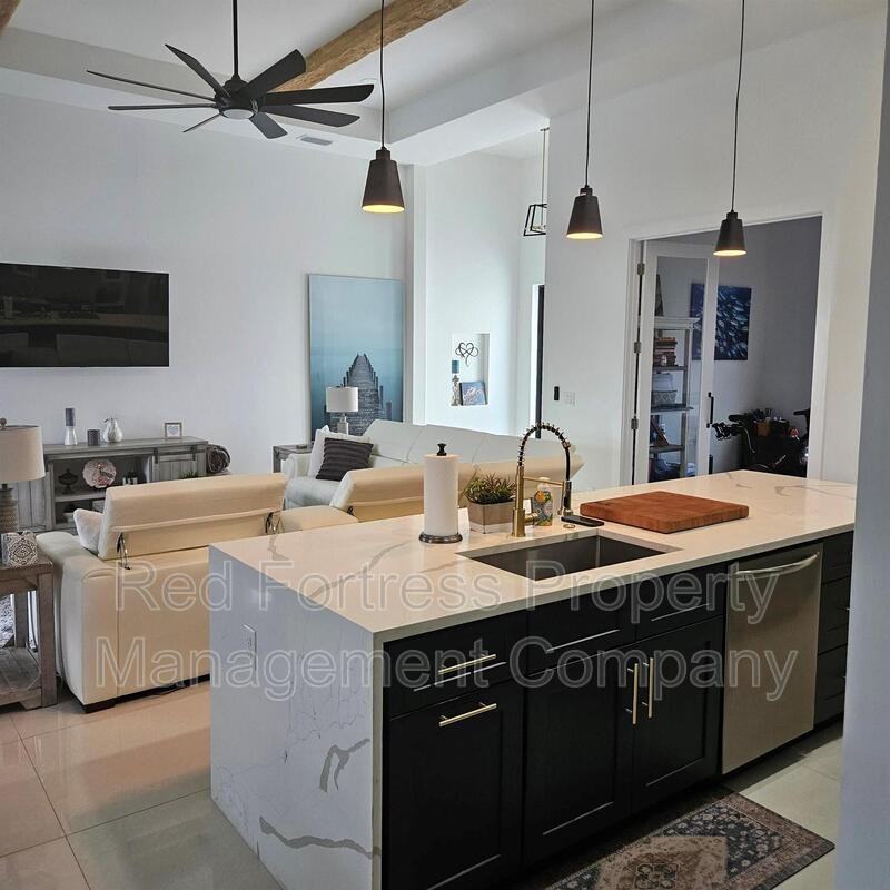 1 Nw 8th Ter - Photo 7 of 12