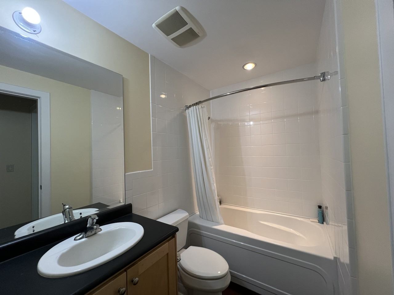 3803 Sunridge Pl - Photo 3 of 5