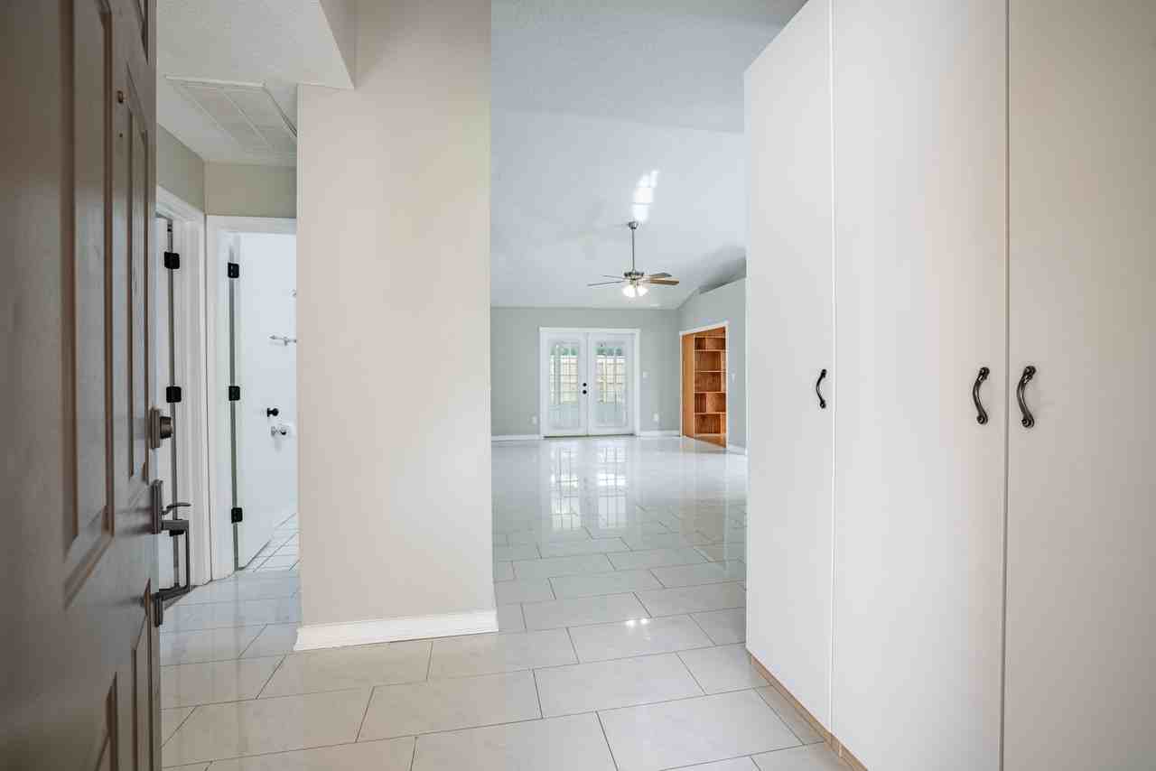 8821 Beeler Dr - Photo 4 of 24