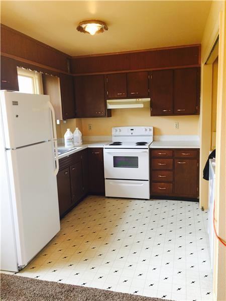 109 Lehner Ave - Photo 2 of 6