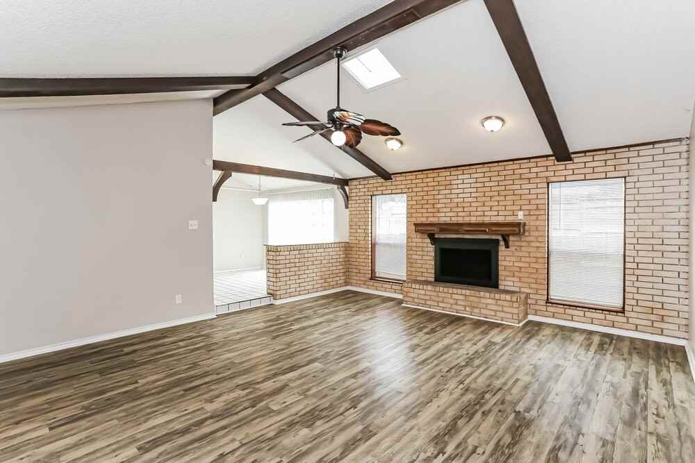 2859 Hitson Ln - Photo 3 of 15