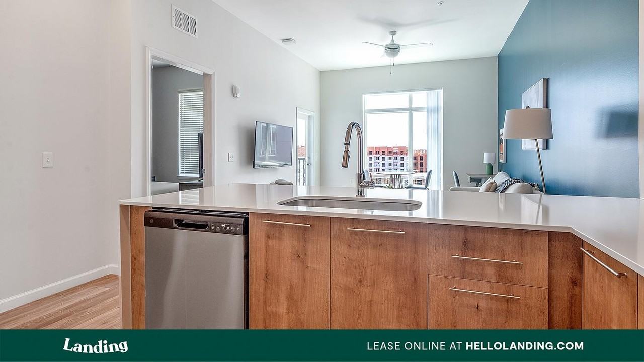 5256 International Dr. - Photo 6 of 50