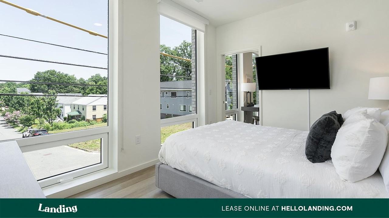 311 West Corporation St - Photo 6 of 50