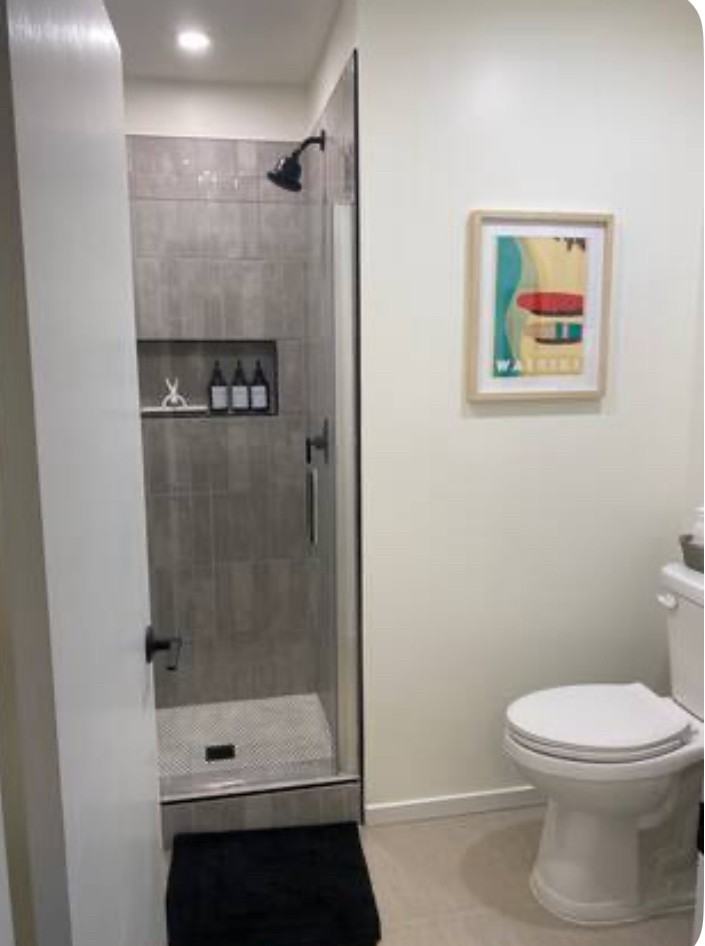 1855 Glenwood Dr - Photo 2 of 9