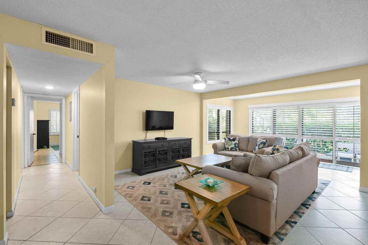 1102 Duncan Circle #102 - Photo 3 of 34