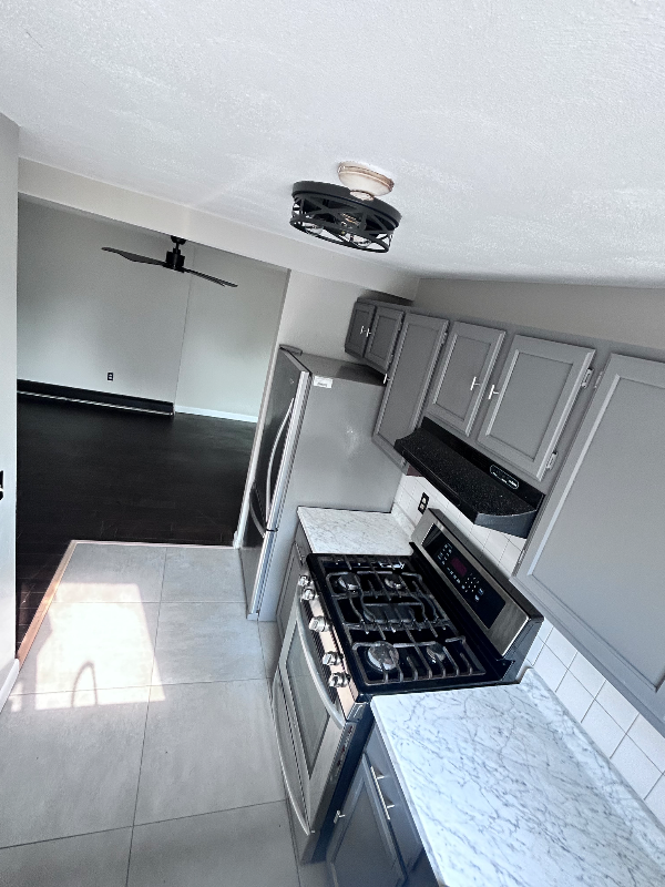 102 Laurens St #1 - Photo 3 of 19