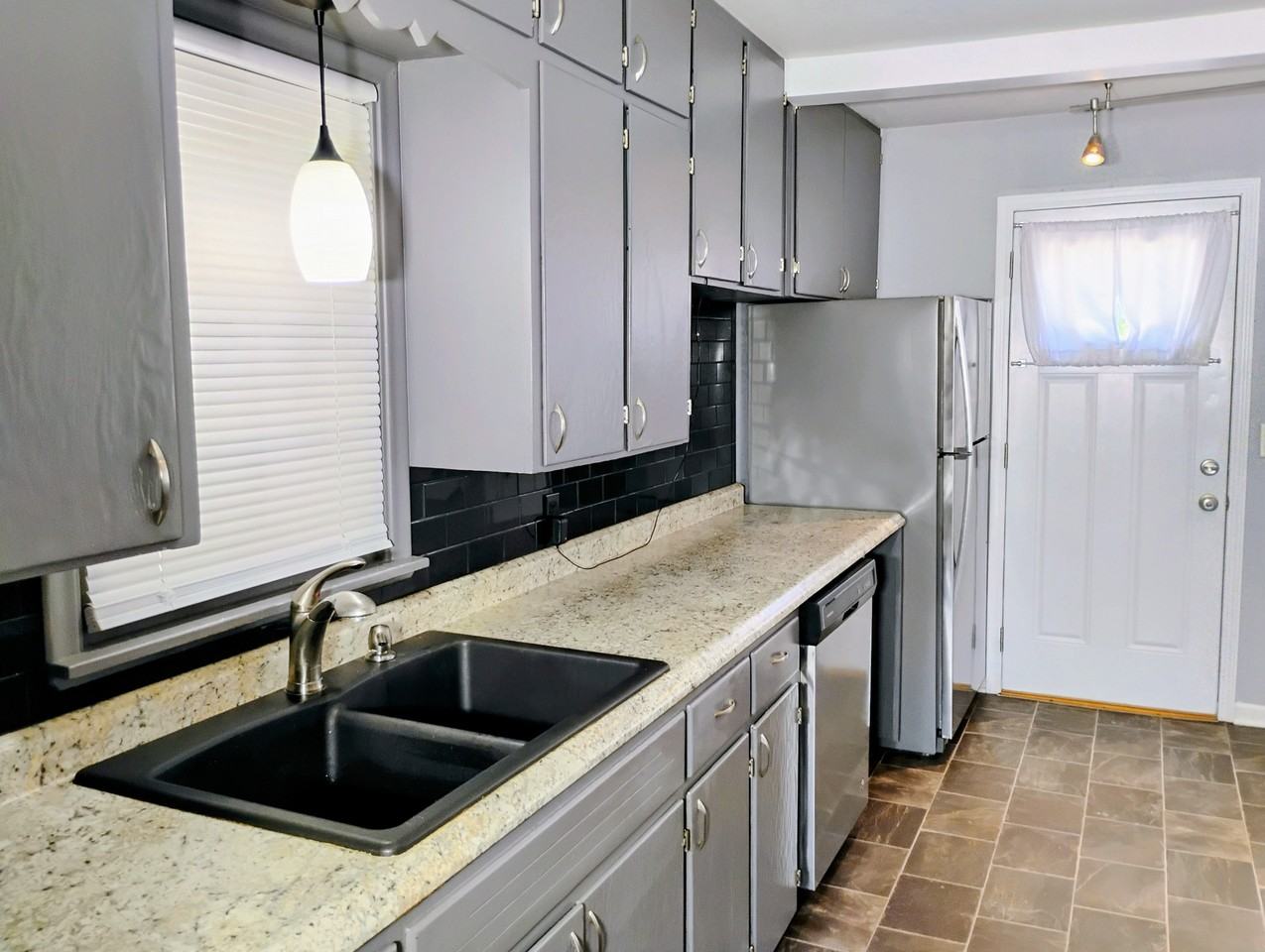 1126 E Gidley St #NA - Photo 3 of 13