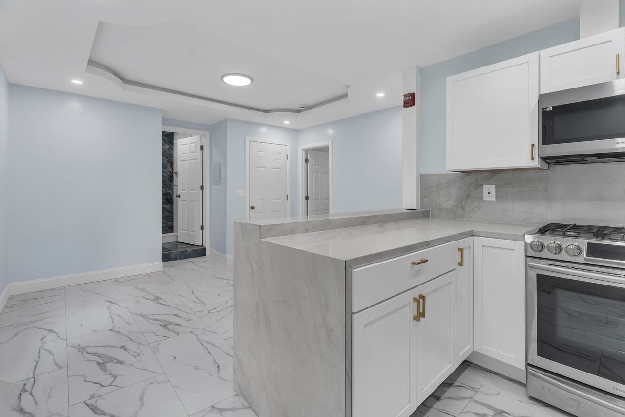 458 High St #3 - Photo 4 of 18