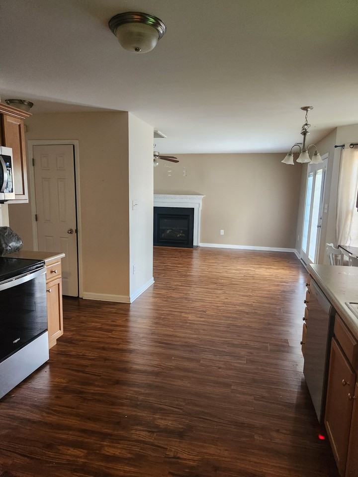 420 Valley Oak Dr #NA - Photo 2 of 21