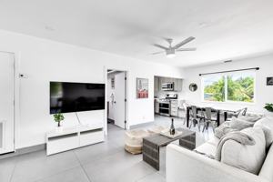 featured image of 1734 Sw 23rd St #4