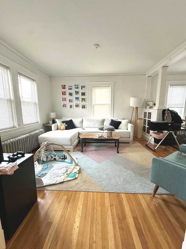 248 Pearl St #248 - Photo 2 of 24