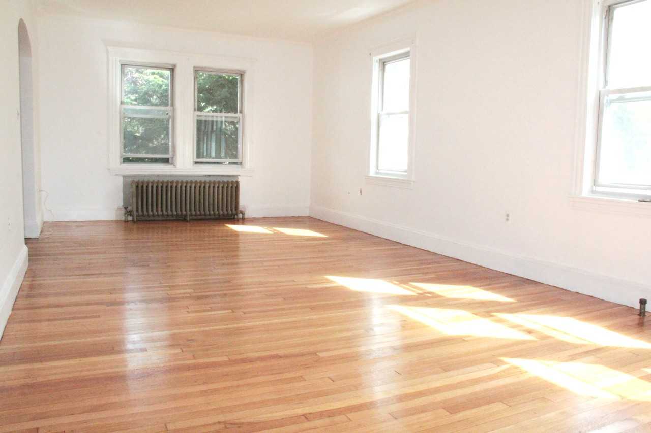 248 Pearl St #248 - Photo 3 of 24