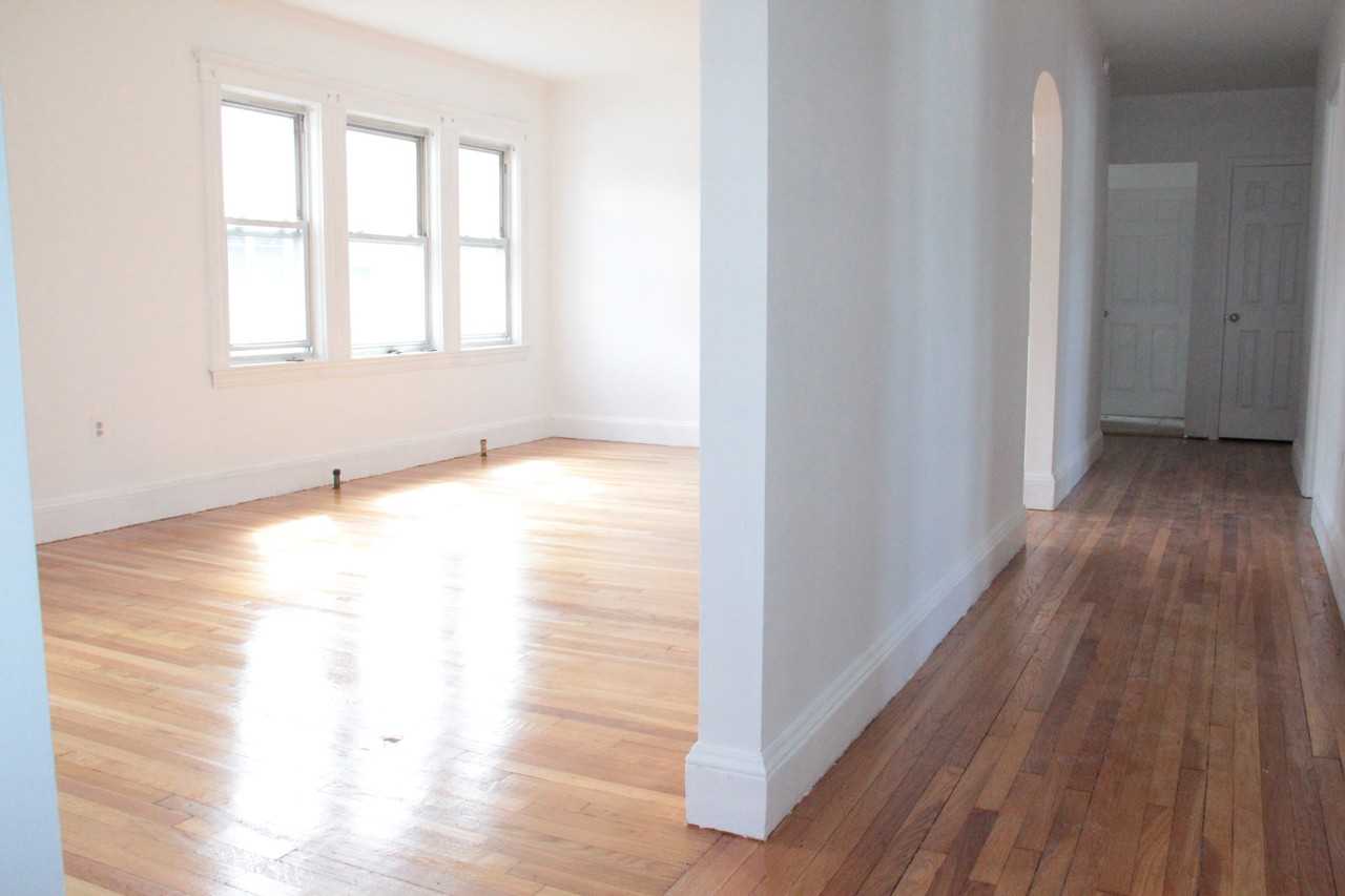 248 Pearl St #248 - Photo 5 of 24