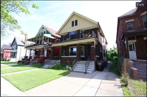 featured image of 3460 Field St #UPPER