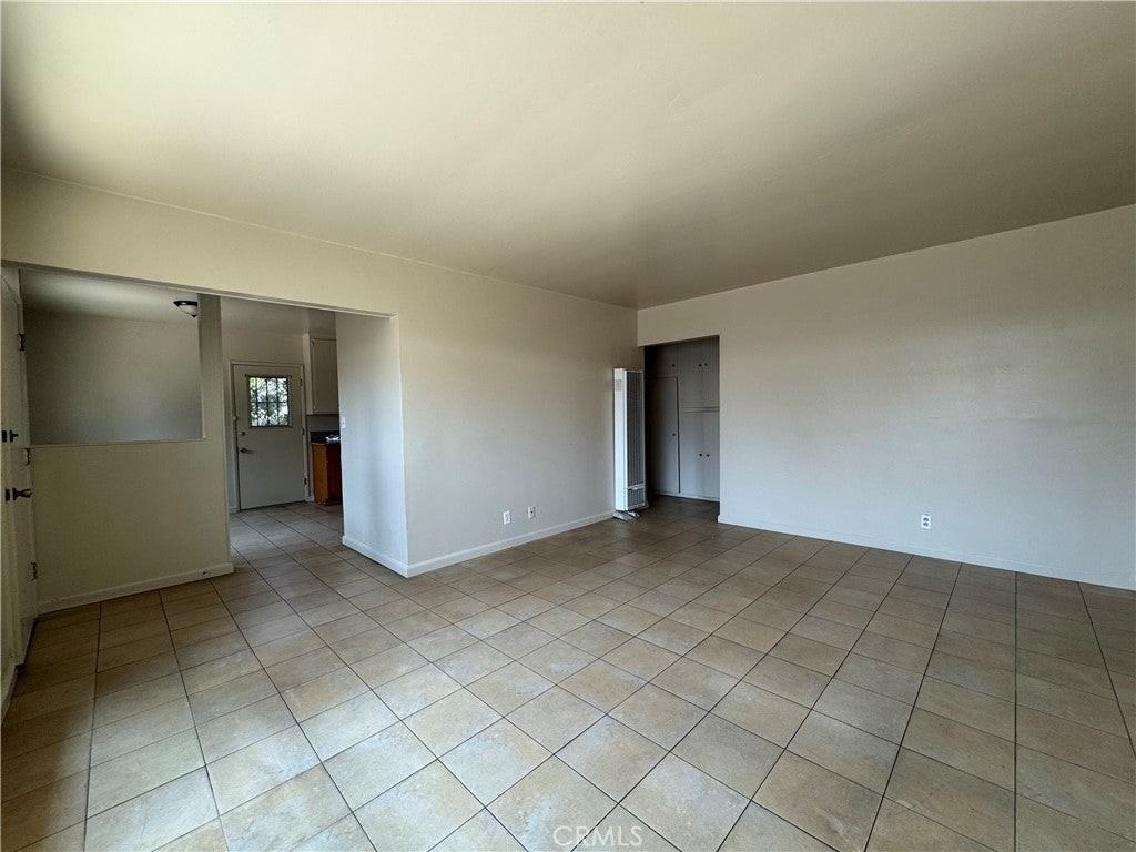 9734 Rio Hondo Pkwy - Photo 3 of 6