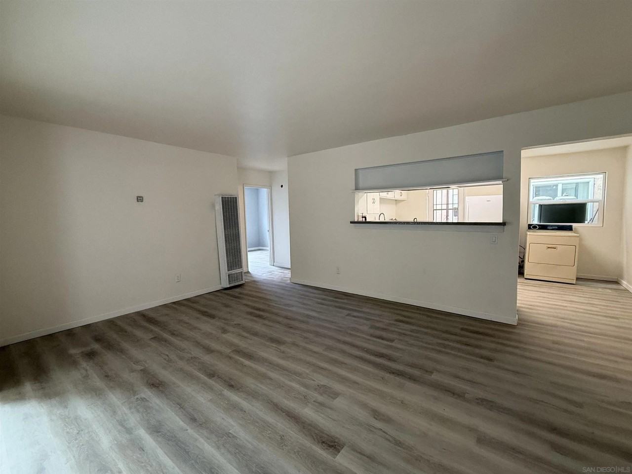 2437 Modesto St - Photo 3 of 14