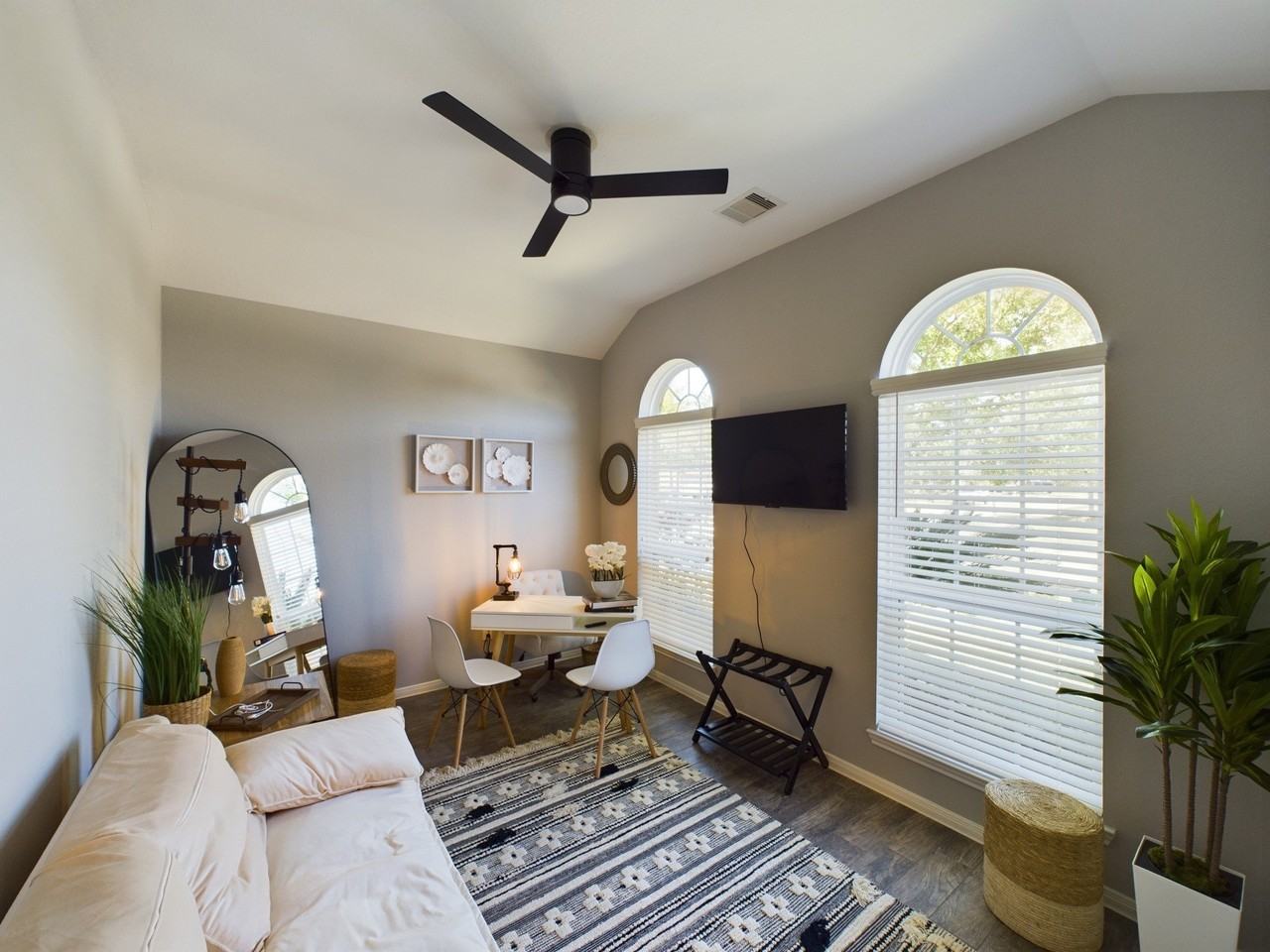 8011 Colton Mining Ct - Photo 5 of 47