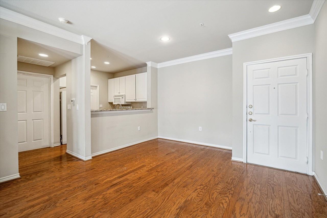 2400 Mccue Rd - Photo 6 of 27