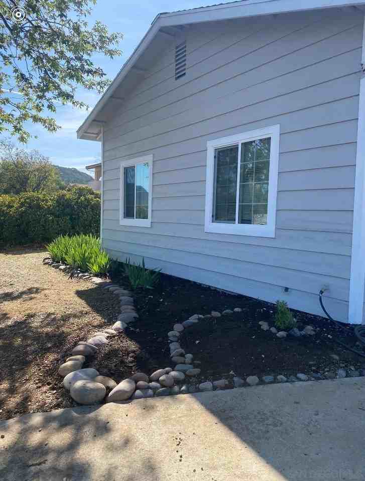 16142 Dartolo Rd - Photo 6 of 31