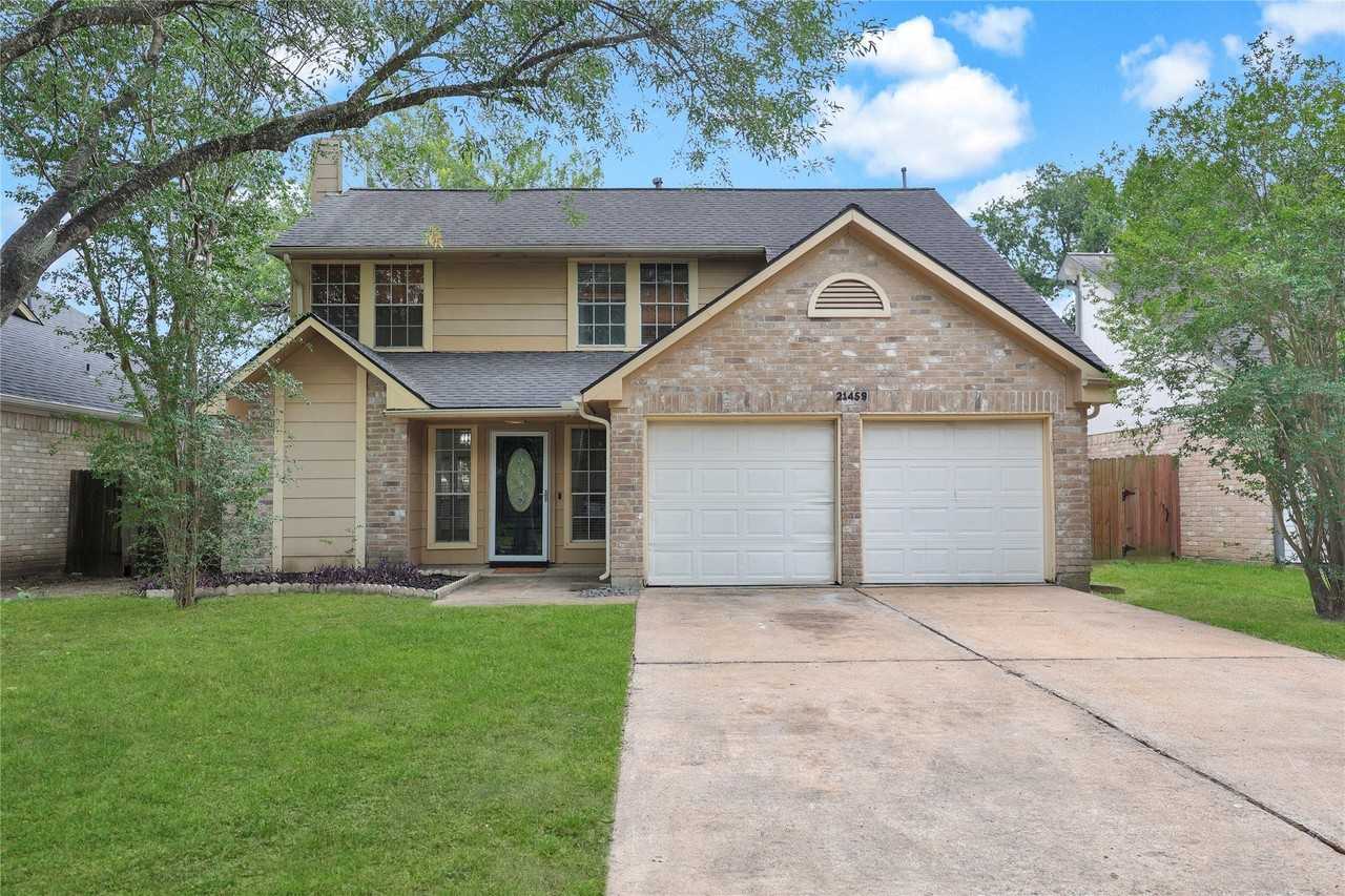 21459 Park Timbers Ln - Photo 2 of 28