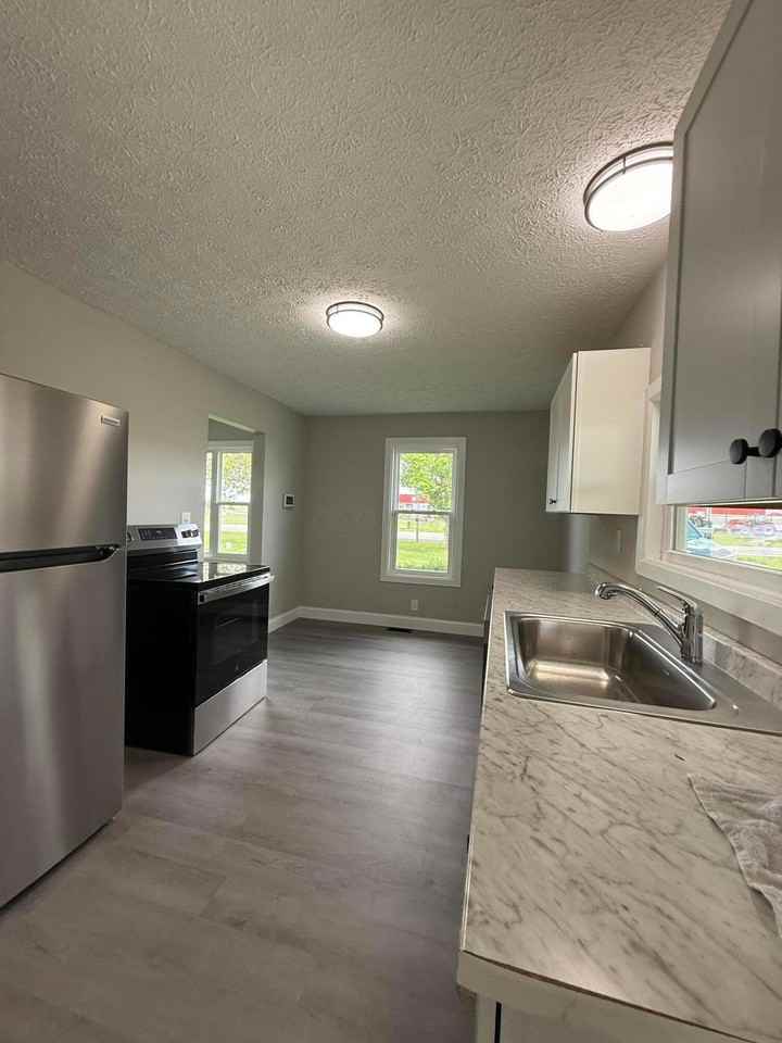 13220 Us Highway 42 N - Photo 2 of 20