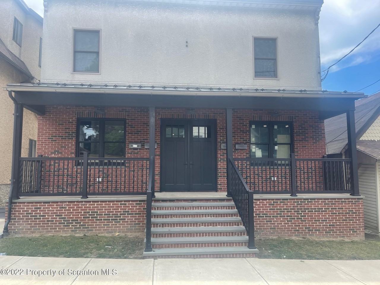 436 Larch St - Photo 2 of 11