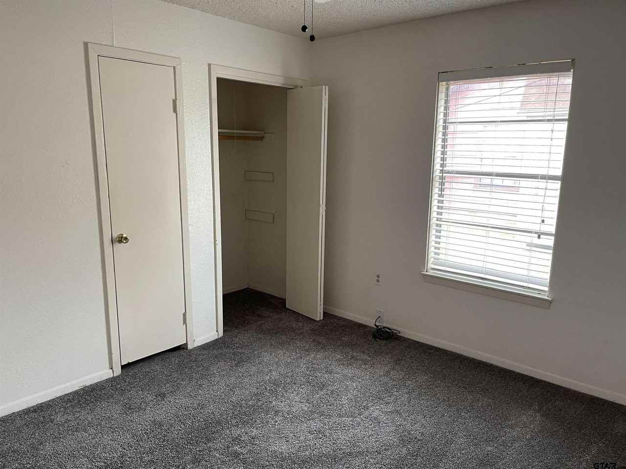 315 Circle Dr - Photo 7 of 11