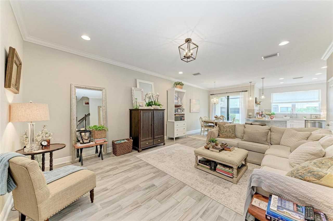 5155 78th St Cir E - Photo 4 of 43