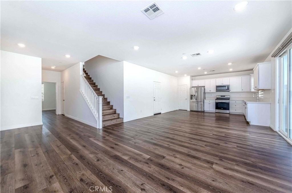 9795 Ardisia St - Photo 3 of 34