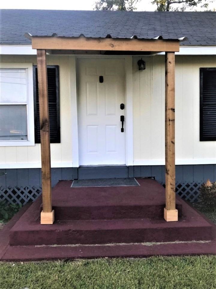 903 N Valderas St - Photo 3 of 24