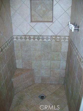 9711 Penfield Ave - Photo 3 of 4