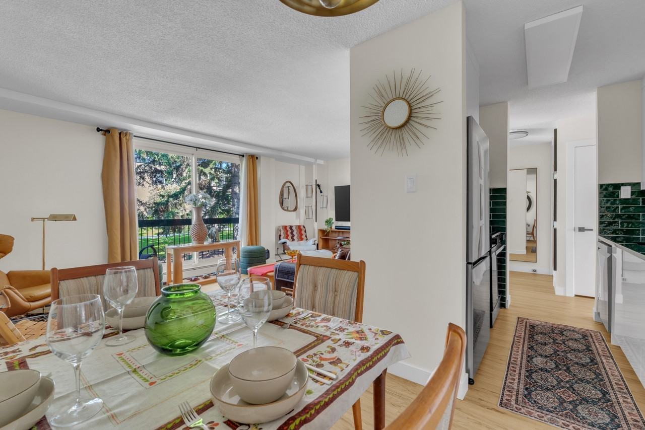 315 Heritage Dr SE - Photo 3 of 20