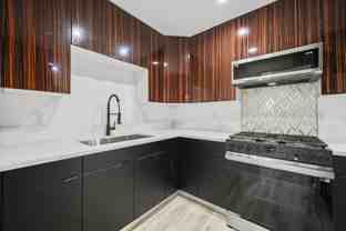 111 Normandie Avenue #10 - Photo 1 of 1