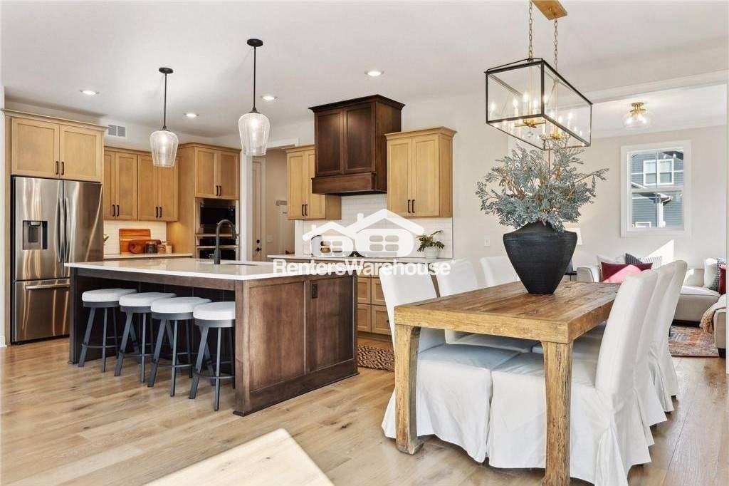 10441 56th Pl N - Photo 3 of 23