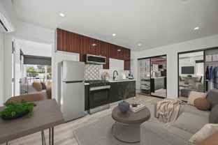 111 Normandie Avenue #14 - Photo 1 of 1