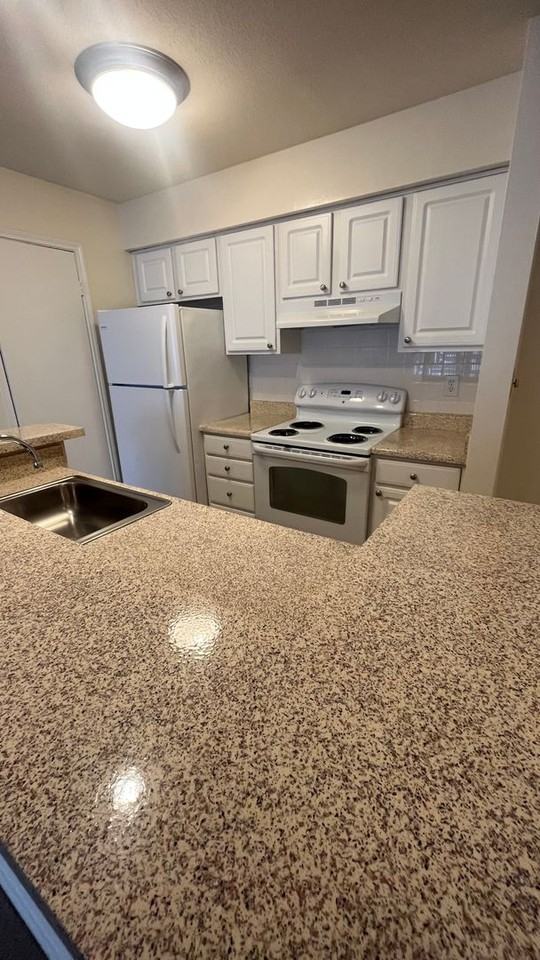 Apartments at Sunset - Photo 5 of 50