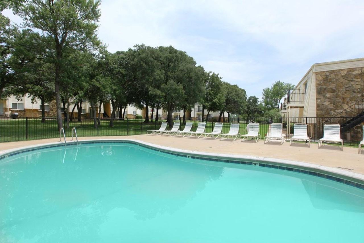 $500 FREE! PET FRIENDLY! APPLY ONLINE! - Photo 6 of 39