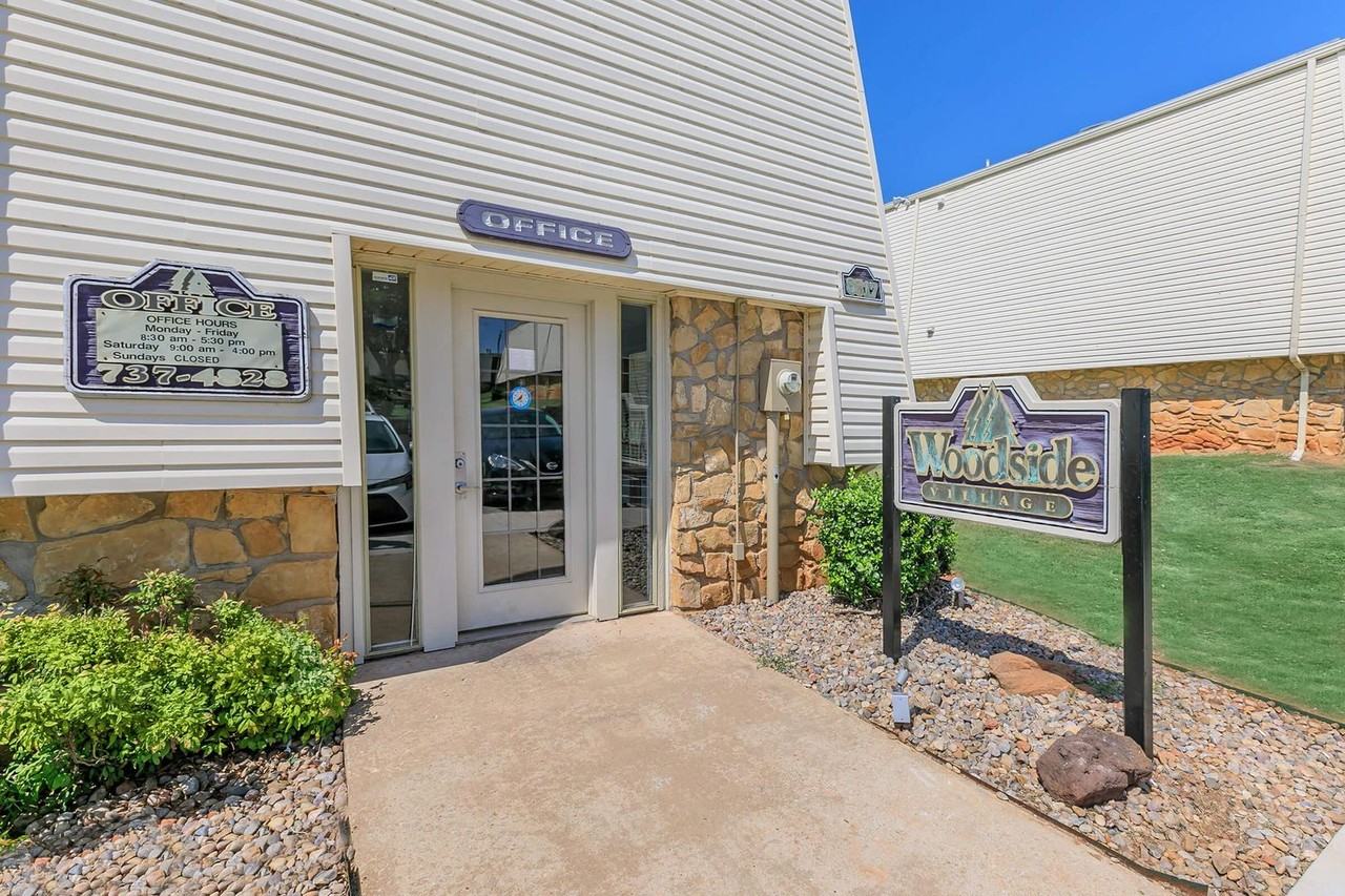 $500 FREE! PET FRIENDLY! APPLY ONLINE! - Photo 7 of 39