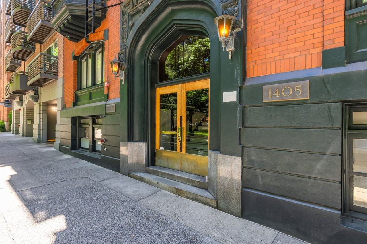 Cumberland Apartments - Photo 2 of 7