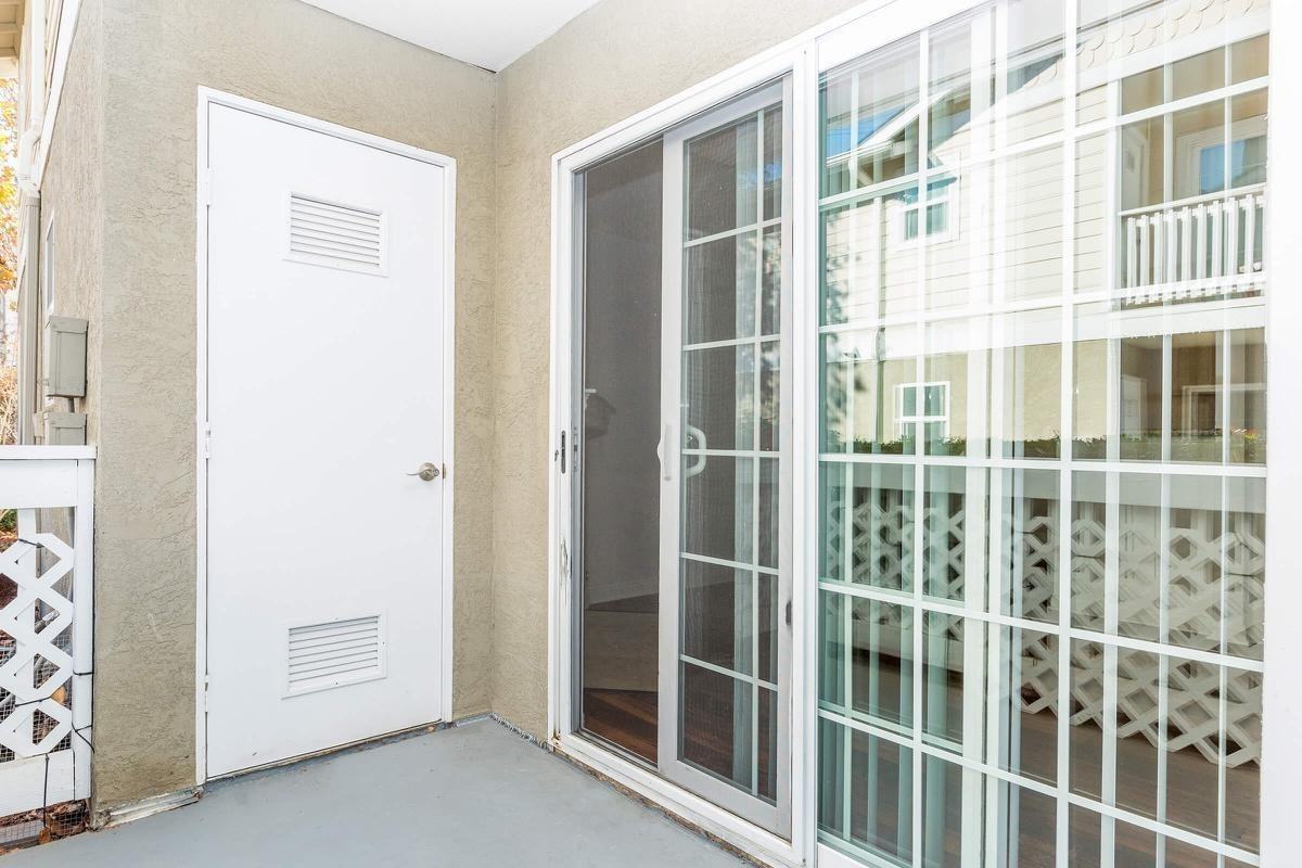 Citrus Court Apartments - Photo 2 of 50