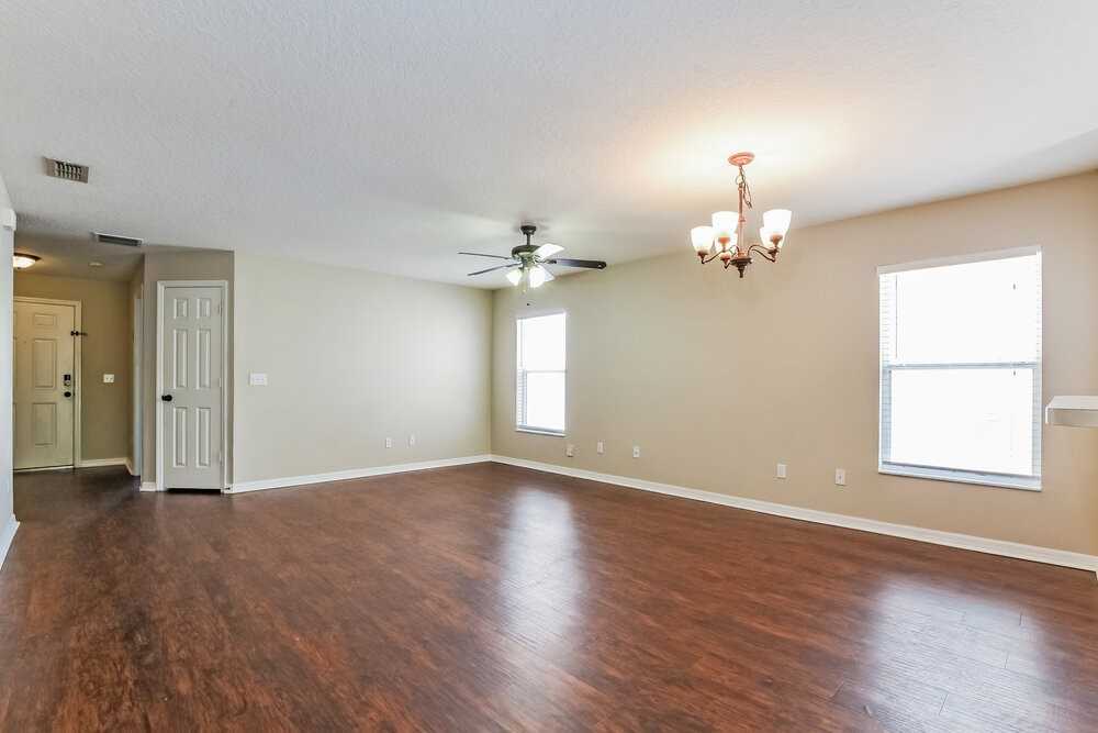 1254 Blackwater Pond Dr - Photo 3 of 16