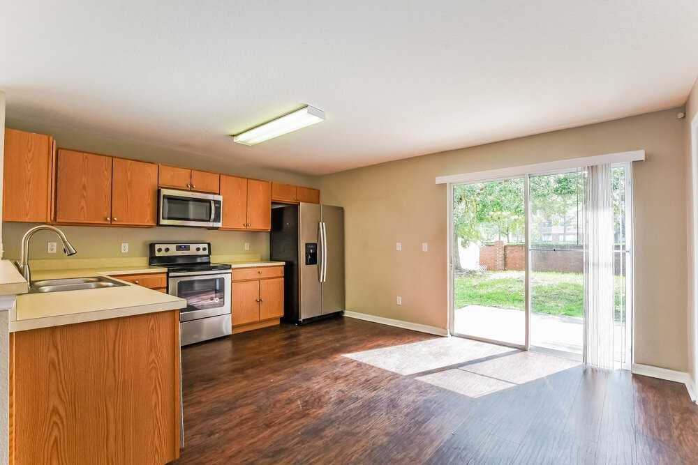 1254 Blackwater Pond Dr - Photo 5 of 16