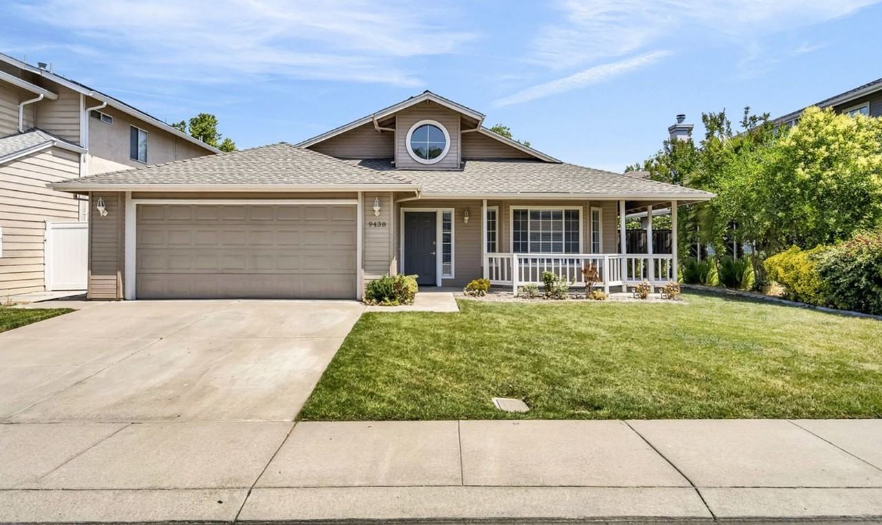 9438 Tuscany Cir - Photo 2 of 29