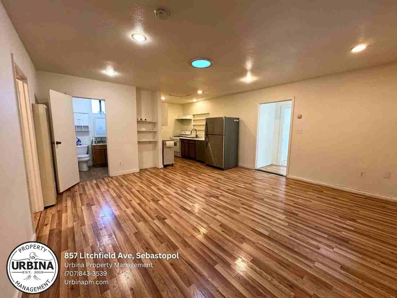 857 Litchfield Ave - Photo 2 of 14