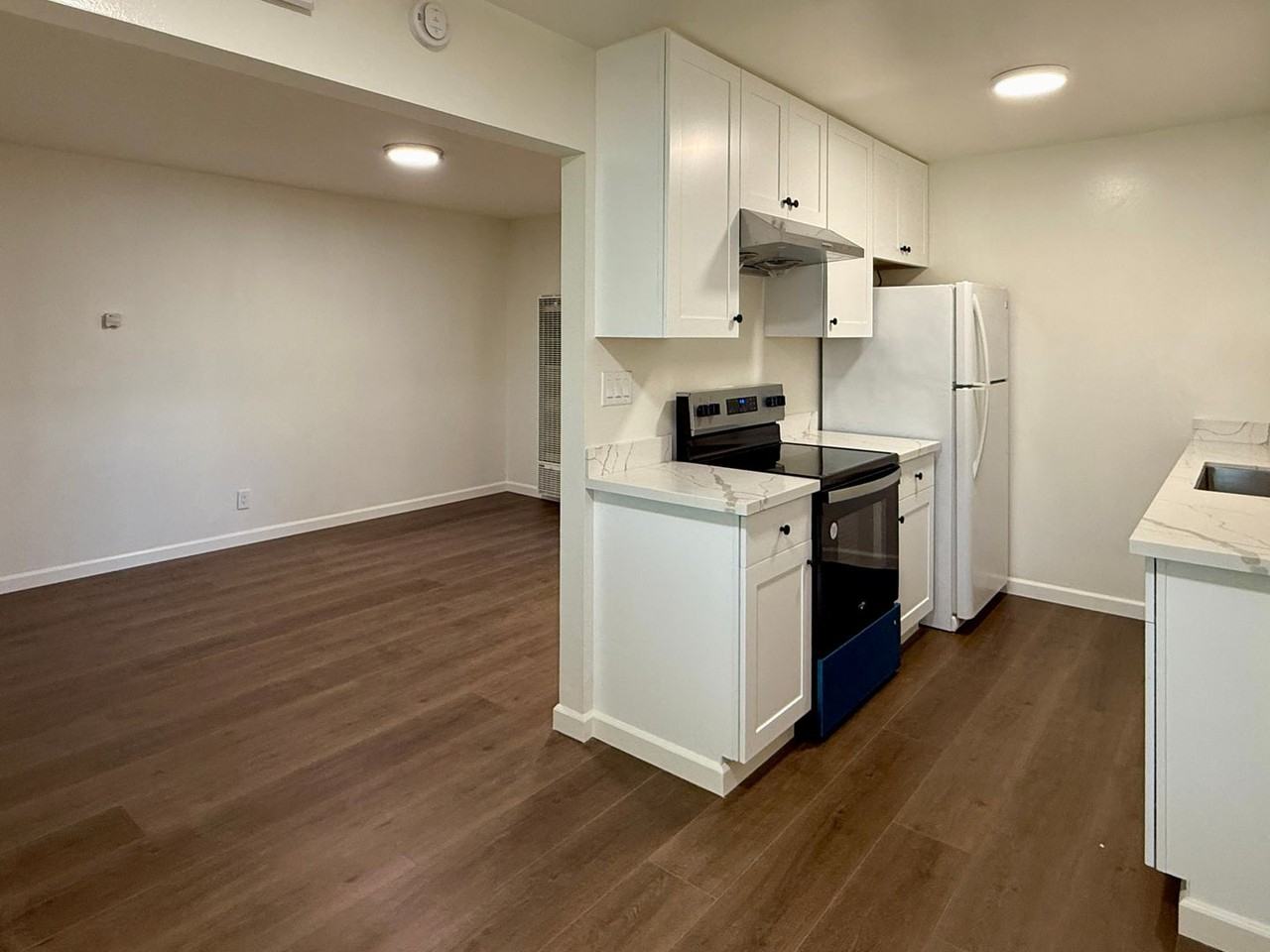 2497 Anna Dr #13 - Photo 3 of 8