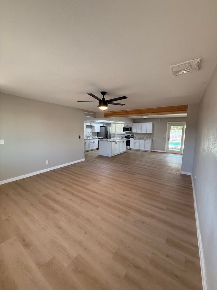 316 E Dunbar Dr - Photo 3 of 33