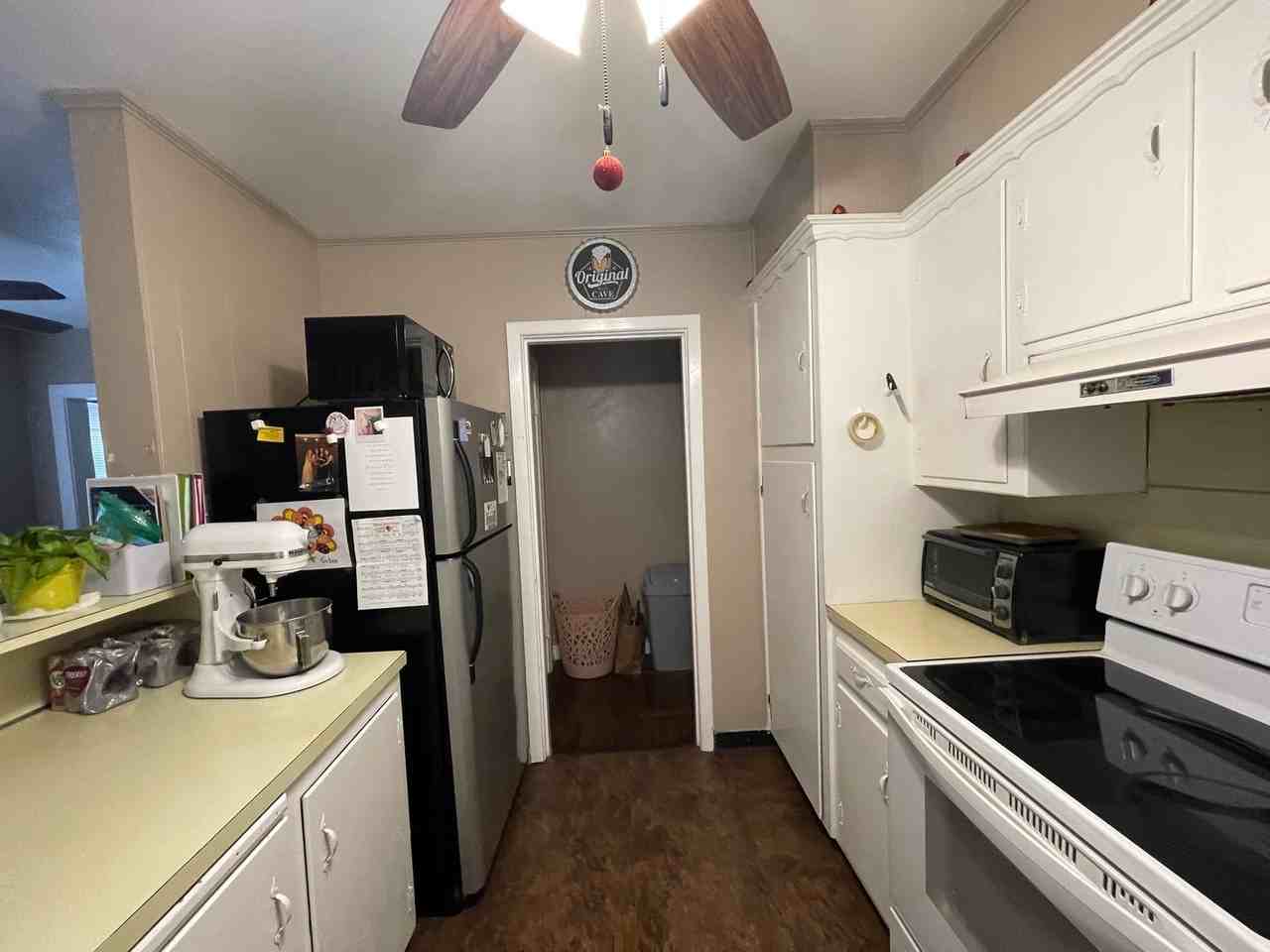 1210 Washington Blvd - Photo 7 of 16