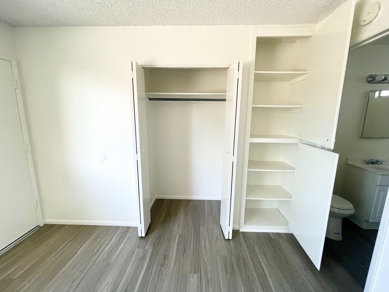 1026 S Tremont St #7 - Photo 7 of 9